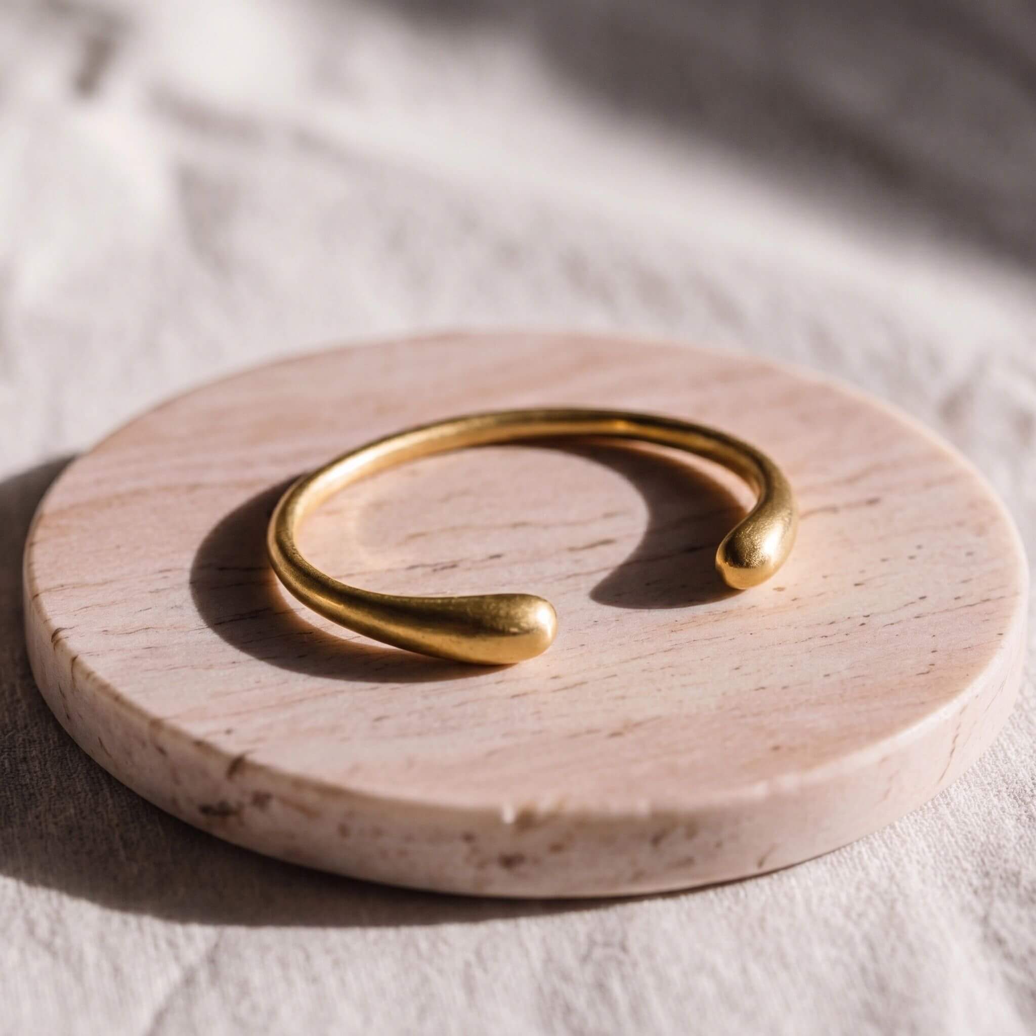 Teardrop Brass Cuff Bracelet | Asali Ecodunia