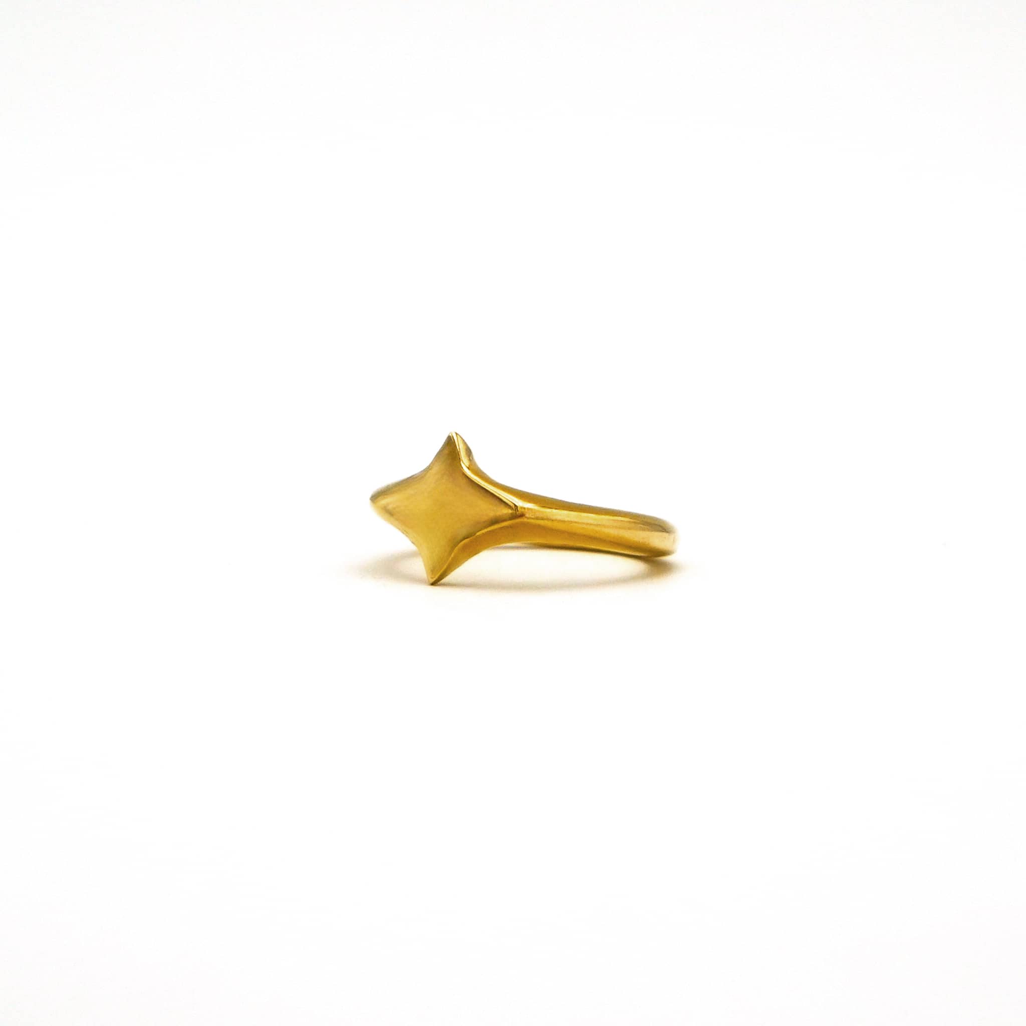 Star Band Ring for Men and Women | Azura Ecodunia