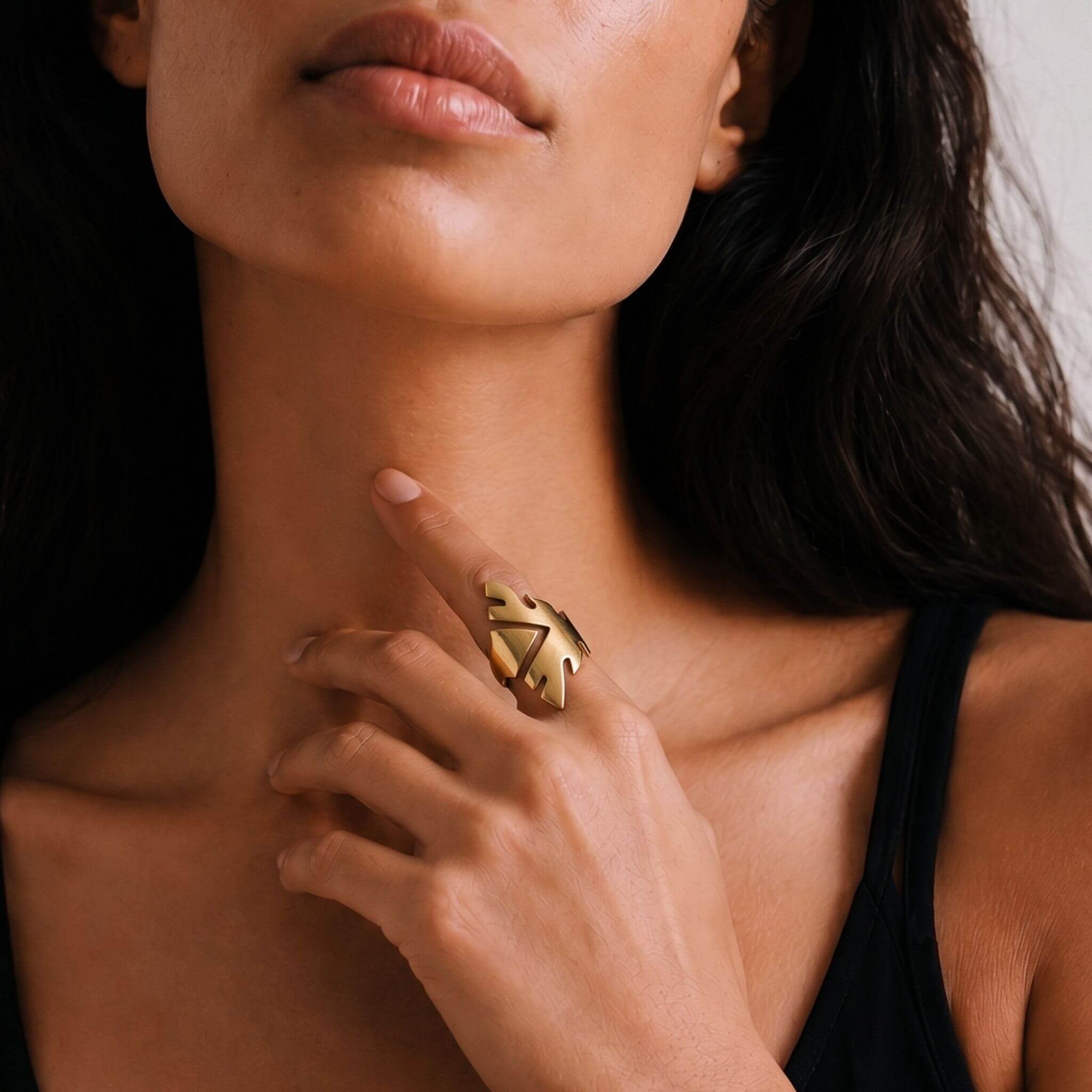 Abstract Leaf Statement Ring | Hata Ecodunia