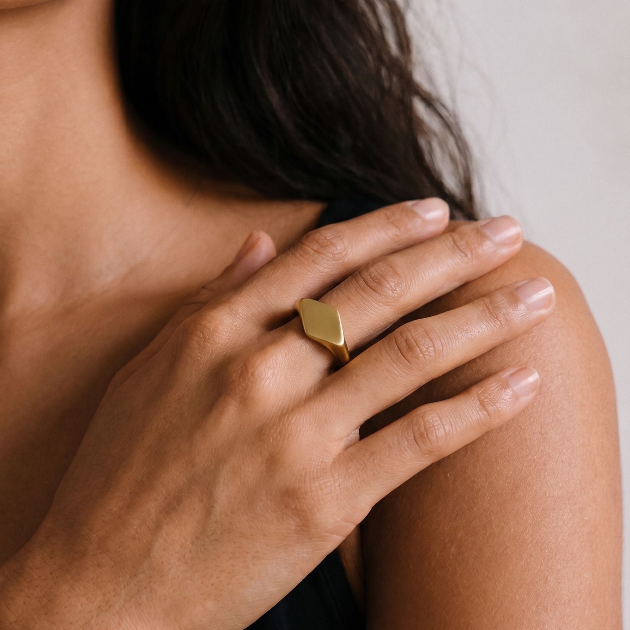 Brass Diamond Signet-Style Ring | Kata Ecodunia