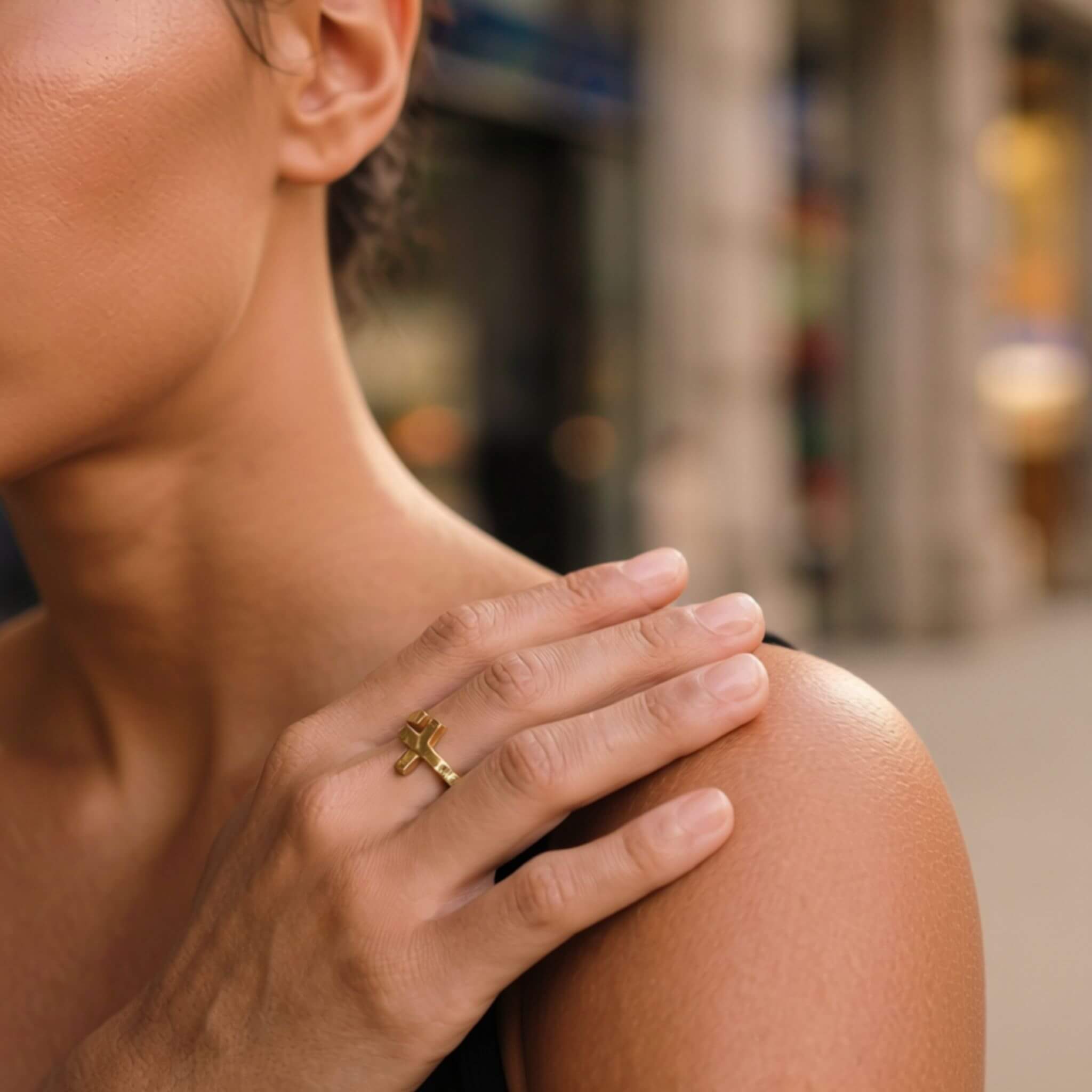 Hammered Cross Wrap Brass Ring | Tai - EcoDunia