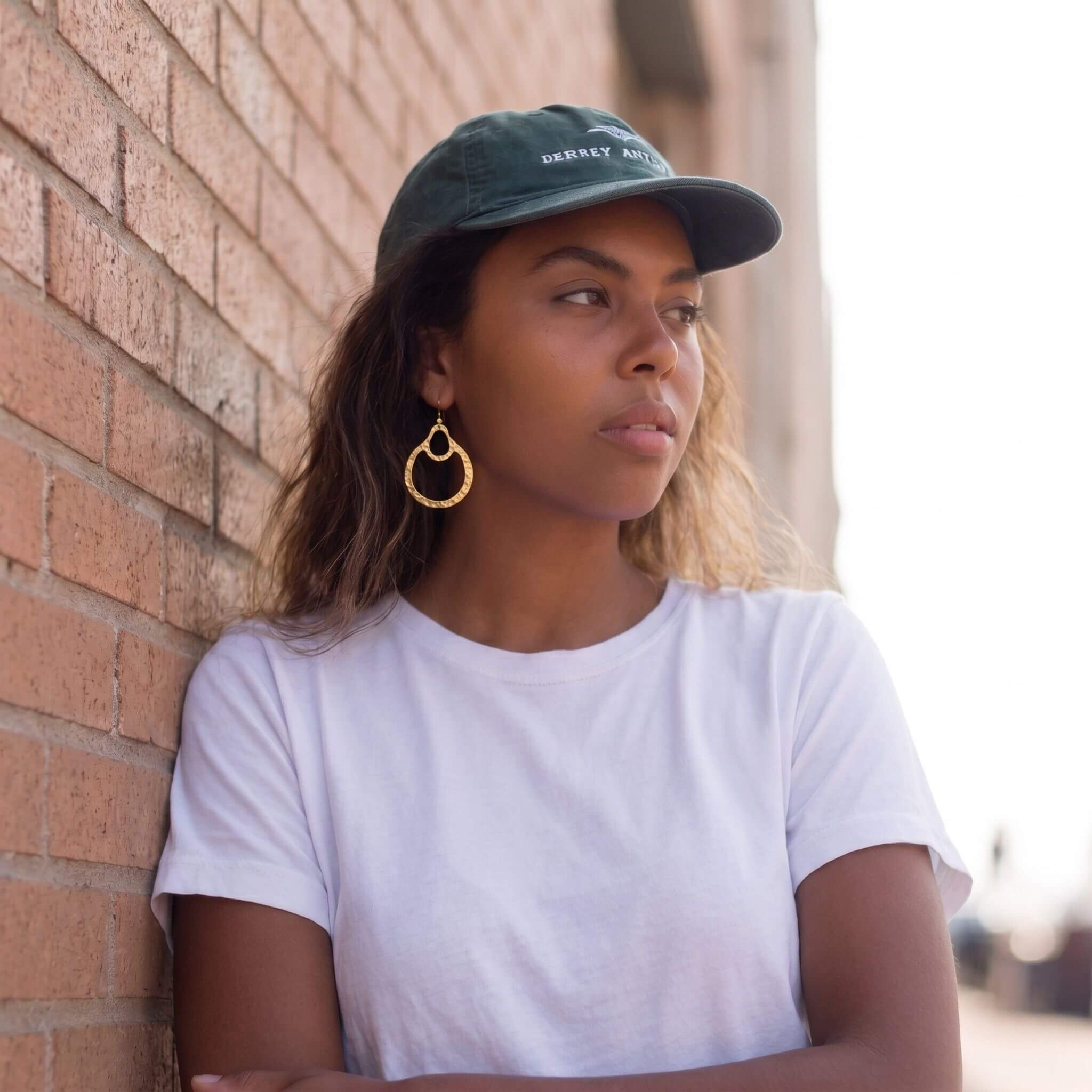 Hammered Double-Loop Brass Hoop Earrings | Kobe ECODUNIA