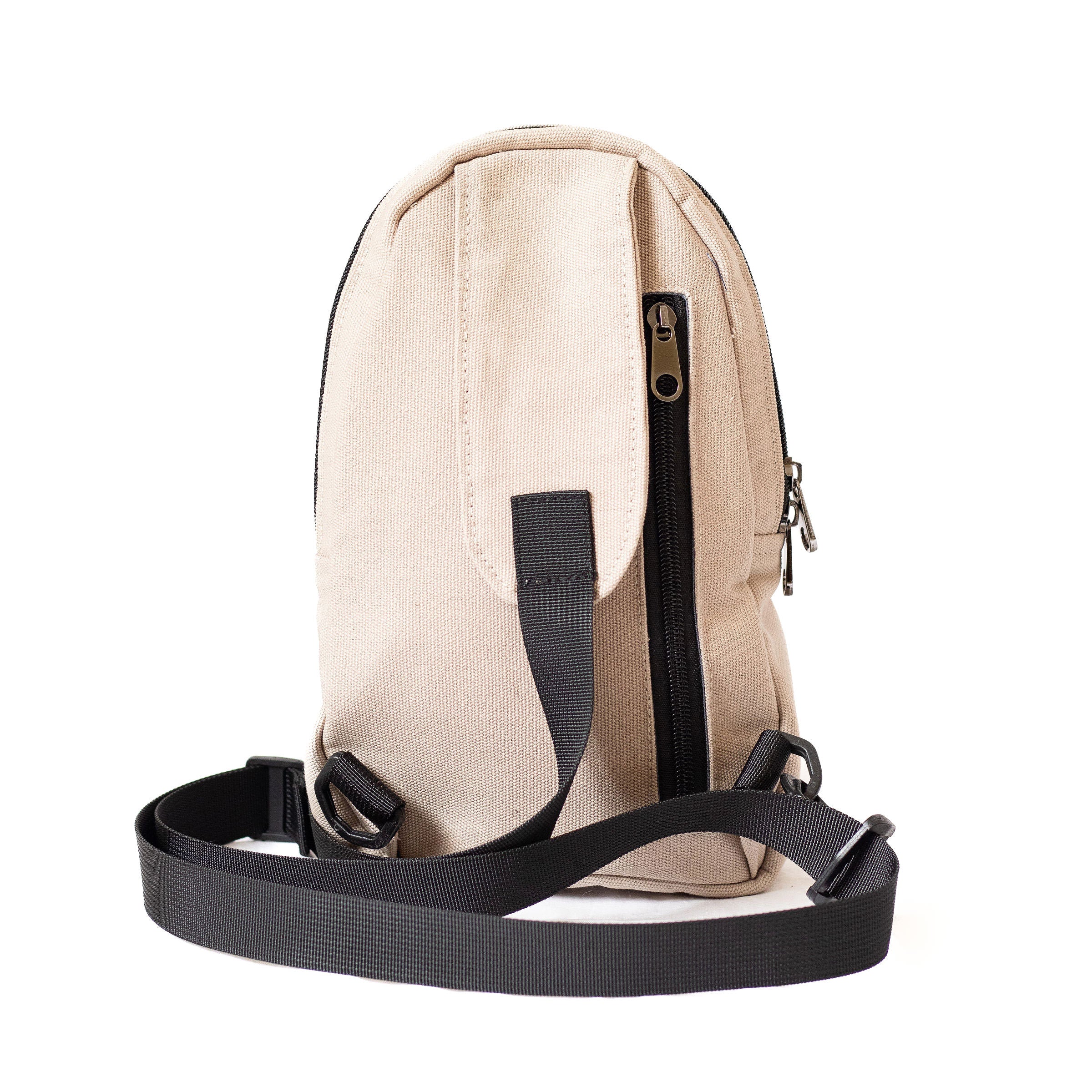 Buru sand white canvas sling bag detail
