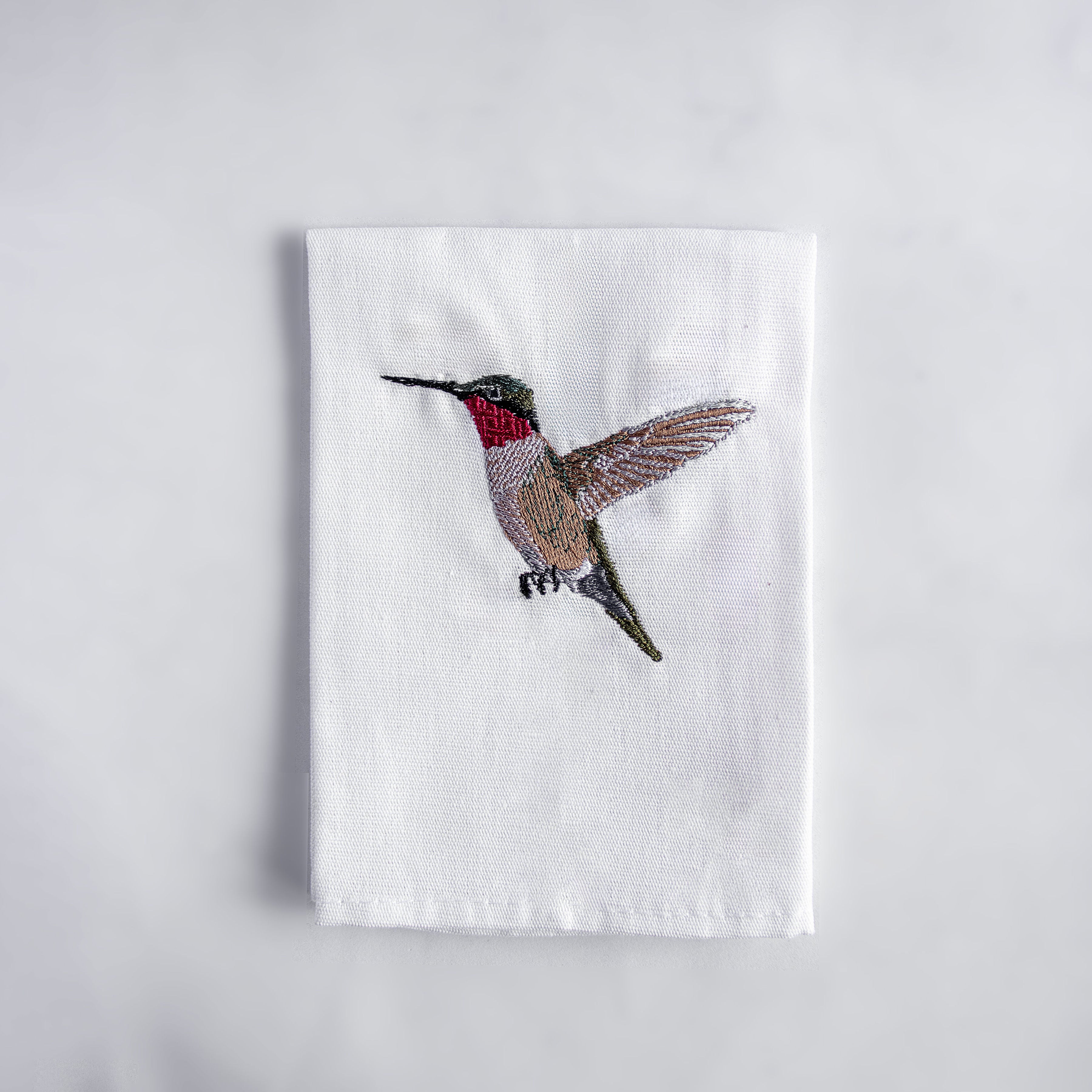 Bird Embroidered Cloth Napkin for Tables. #birds_humming-bird