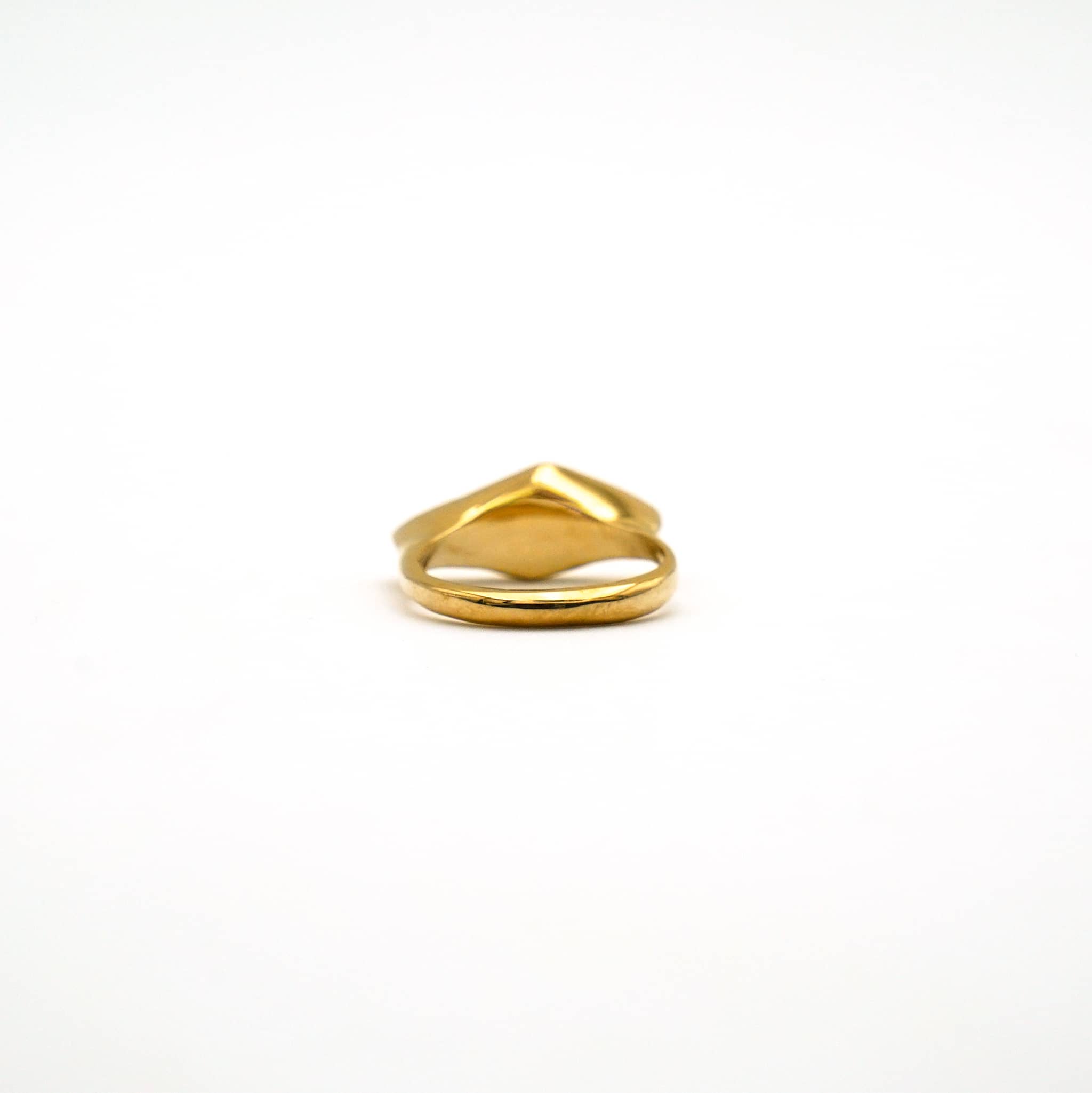 Brass Diamond Signet-Style Ring | Kata Ecodunia