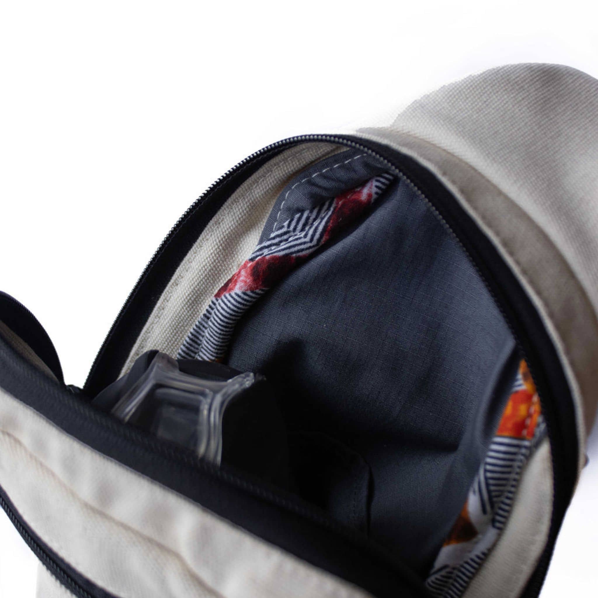 Umoja natural canvas men sling bag crossbody