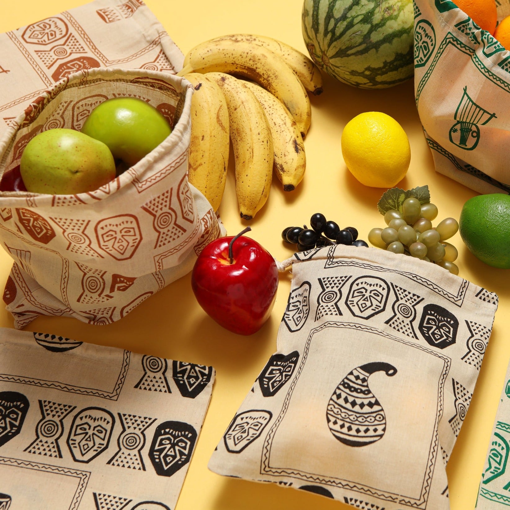 #style_trio-traditional-print