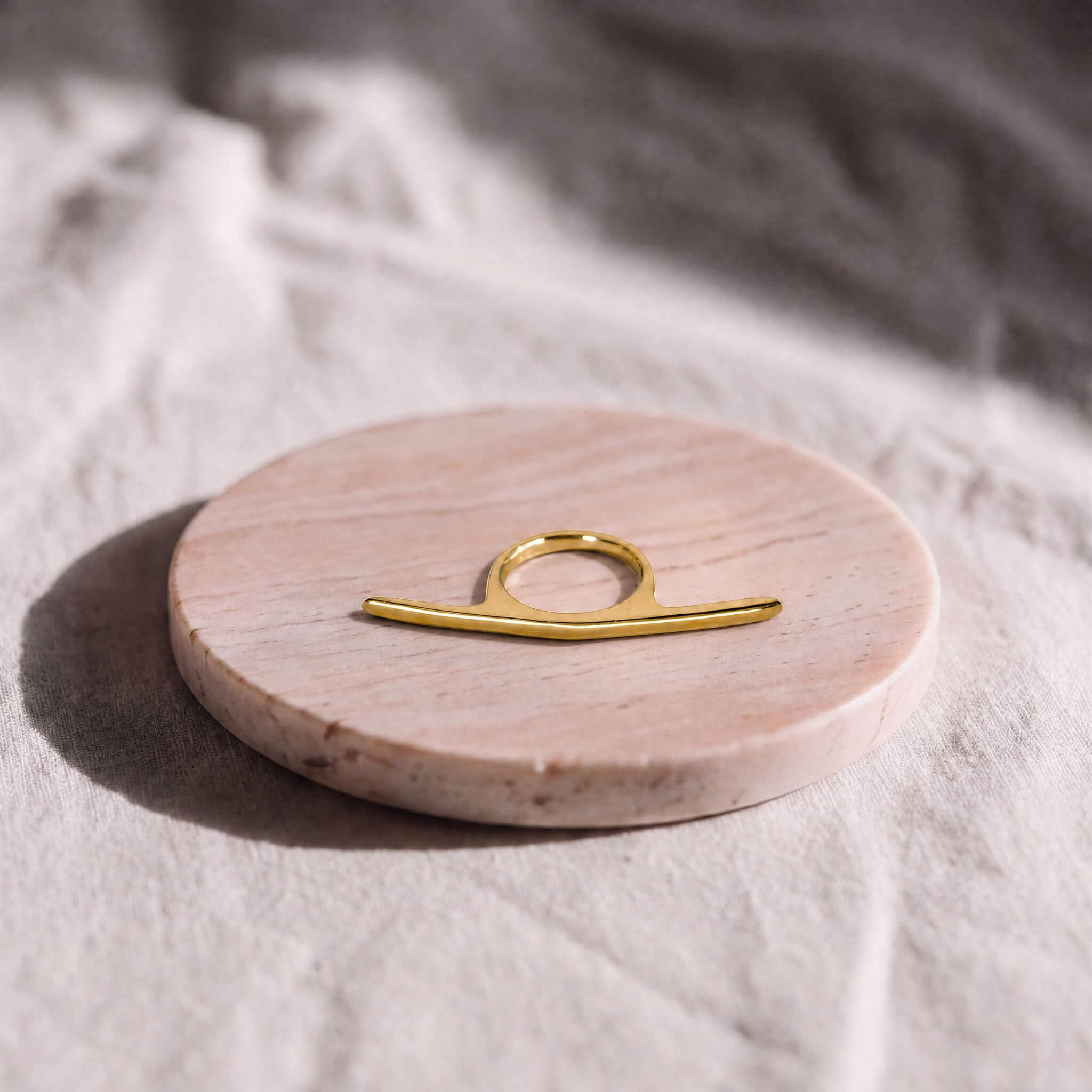 Tulia Mini Curved Bar Ring - EcoDunia