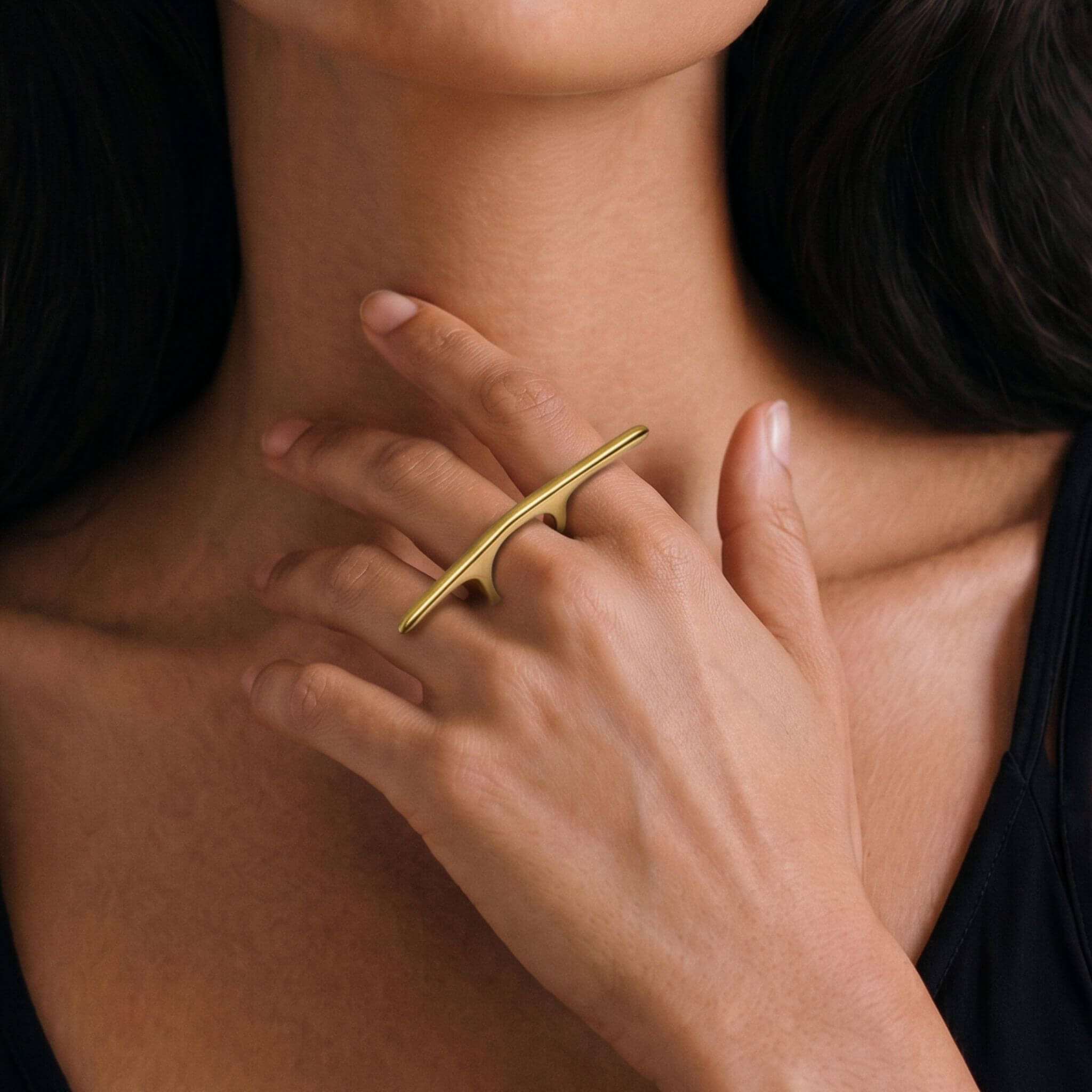 Tulia Mini Curved Bar Ring - EcoDunia