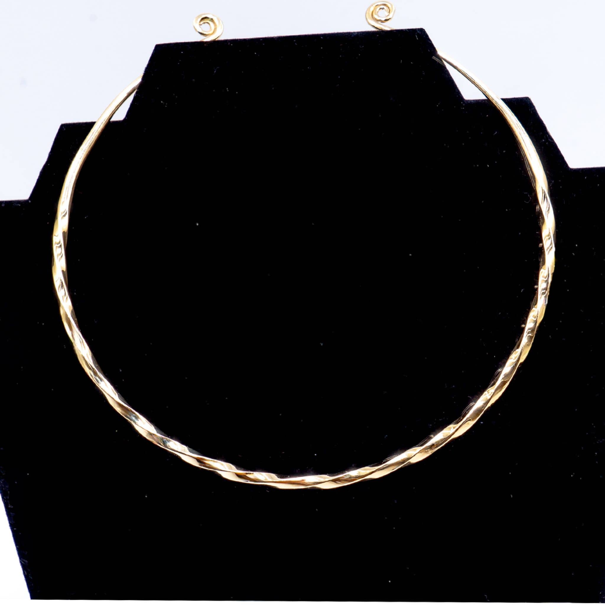 Uzi Open Collar Necklance Choker