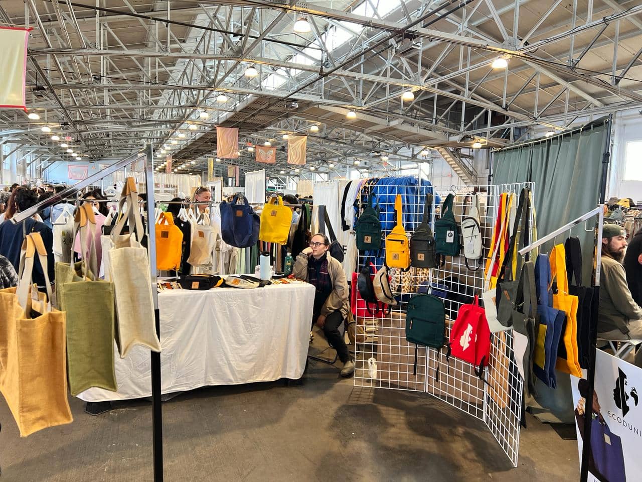 Find Ecodunia at 2025 Holiday Markets and Gift Fairs