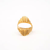 Ribbed Shield Statement Ring | Bata Ecodunia