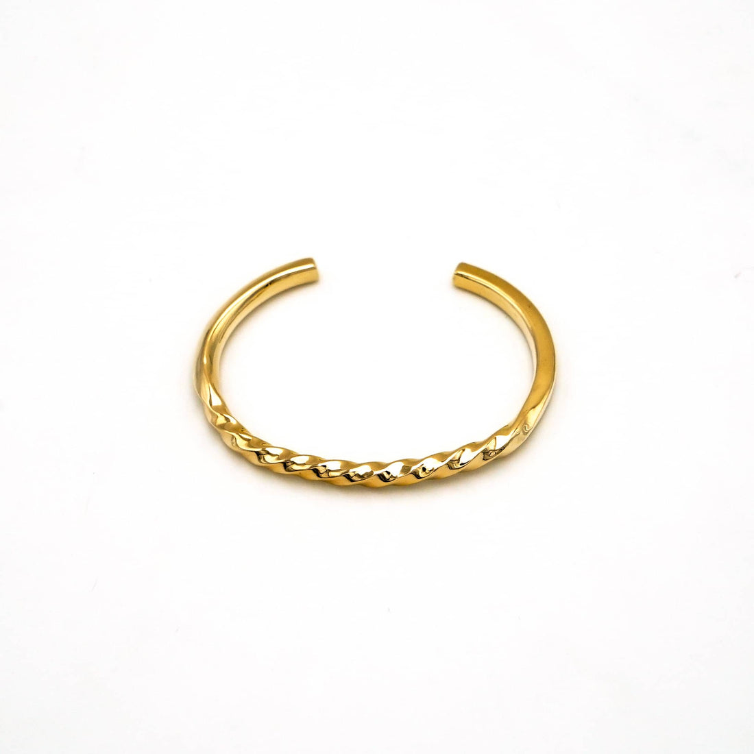 Circular Twist Brass Cuff Bracelet | Uzi EcoDunia