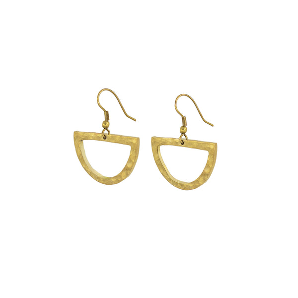 Hammered Half-Circle Brass Earrings | Jano Ecodunia