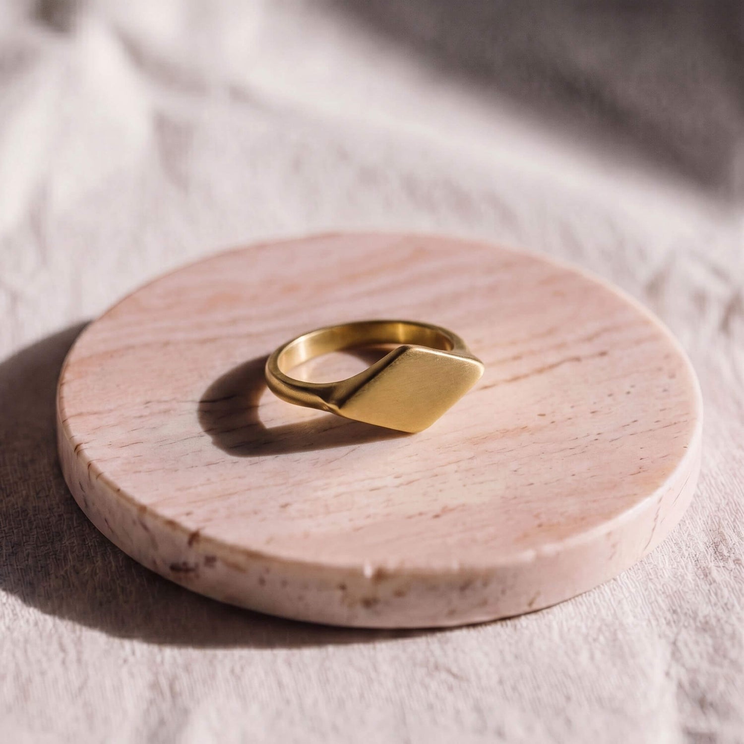 Brass Diamond Signet-Style Ring | Kata Ecodunia