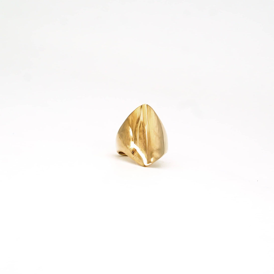 Tunu Ring in Brass