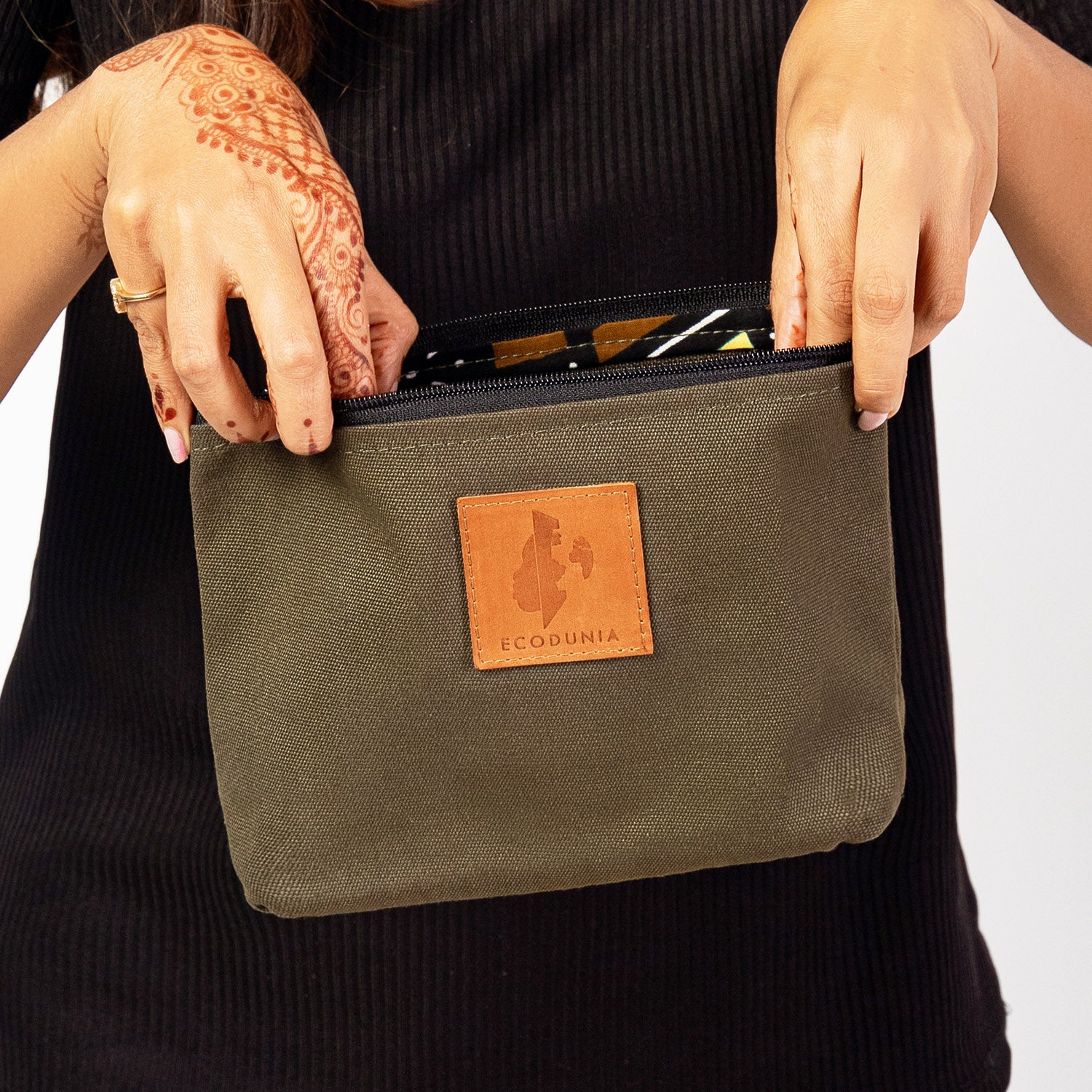 Ren Canvas Makeup Bag – Fair Trade Cosmetic &amp; Toiletry Pouch 