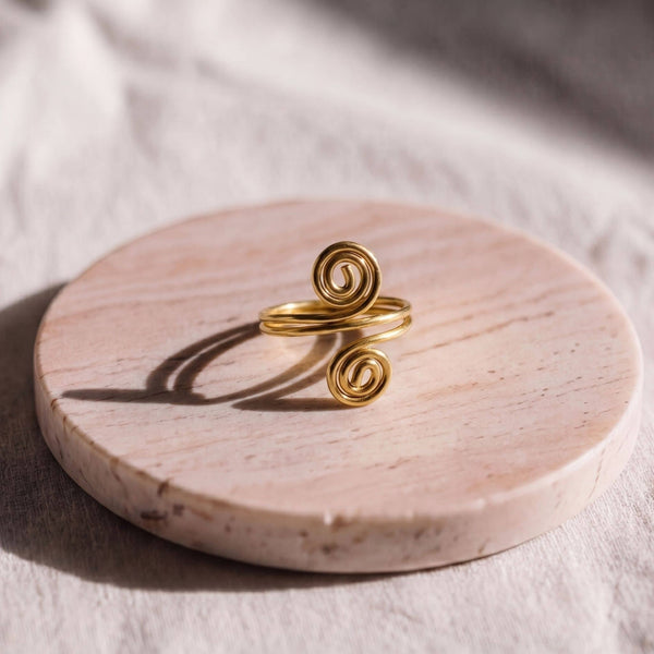 Tala Circular Spiral Wire Ring for Women Ecodunia