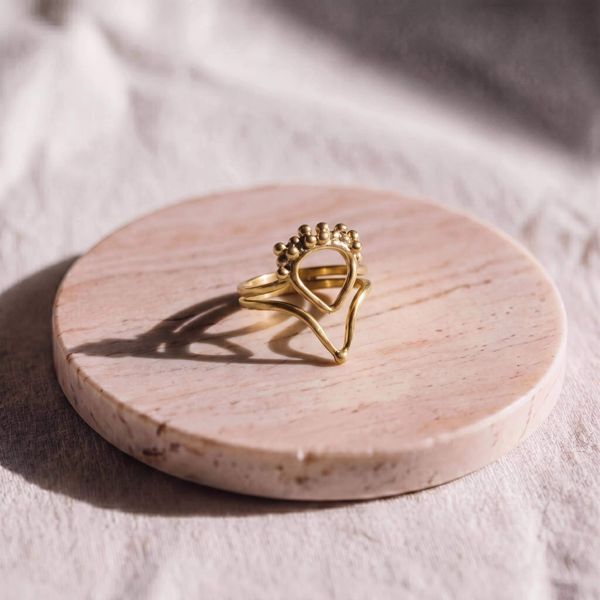 Brass Crown V-Shape Ornate Ring | Hela - Ecodunia
