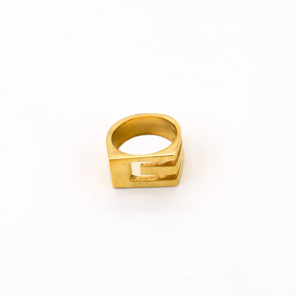 Dari Geometric Initial Ring for Men and Women