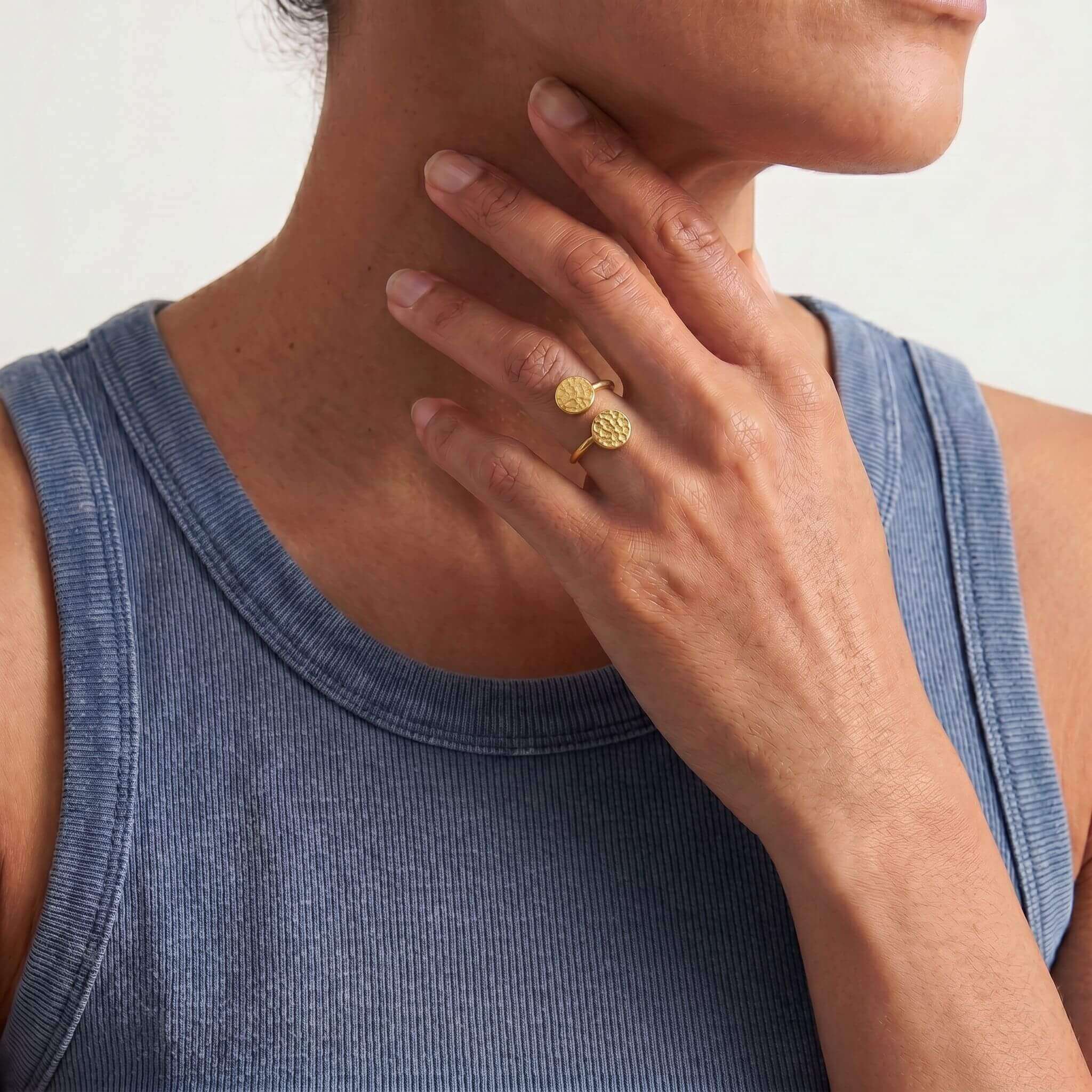Double Hammered Disc Ring | Java