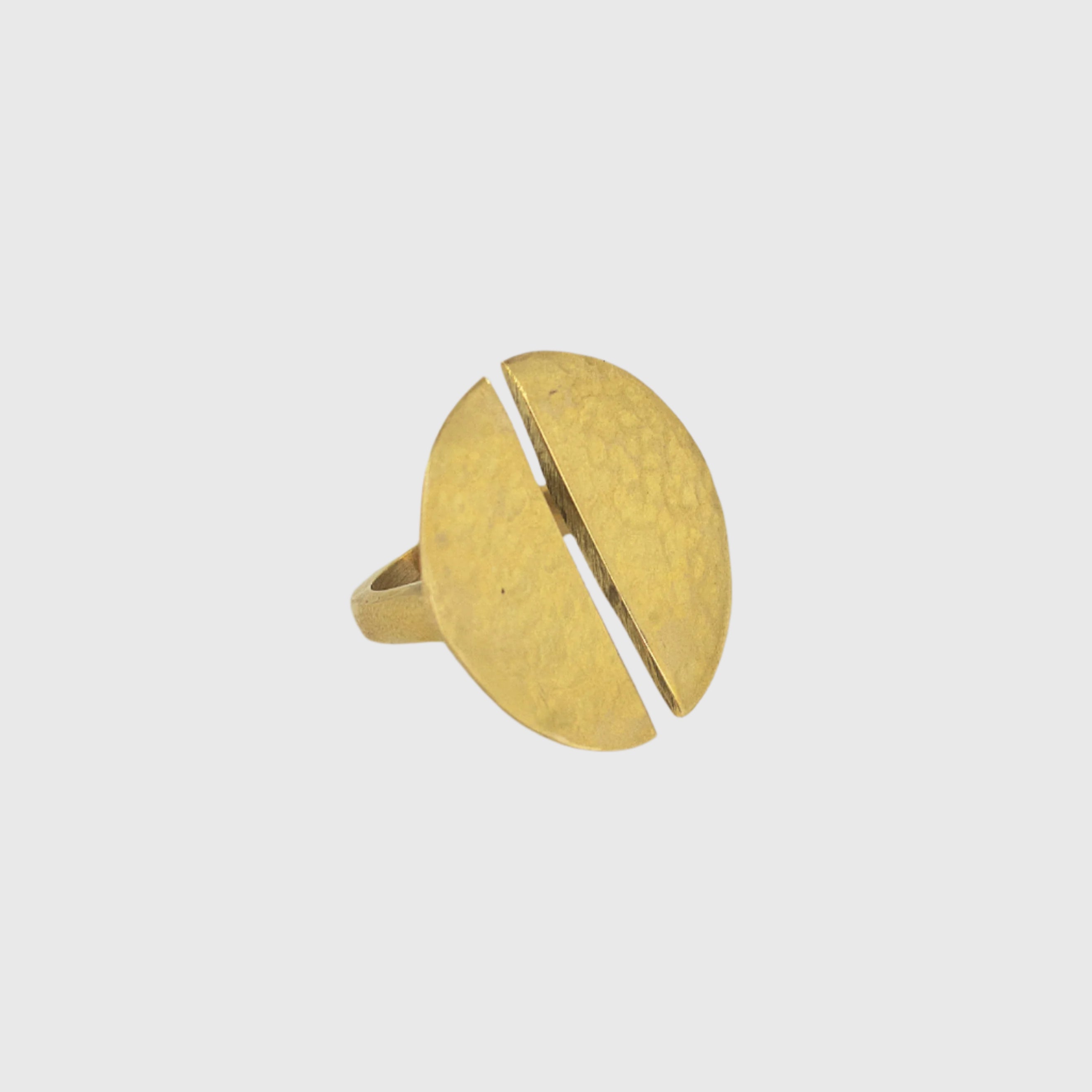 Hammered Disc Half Moon Ring | Imba - EcoDunia