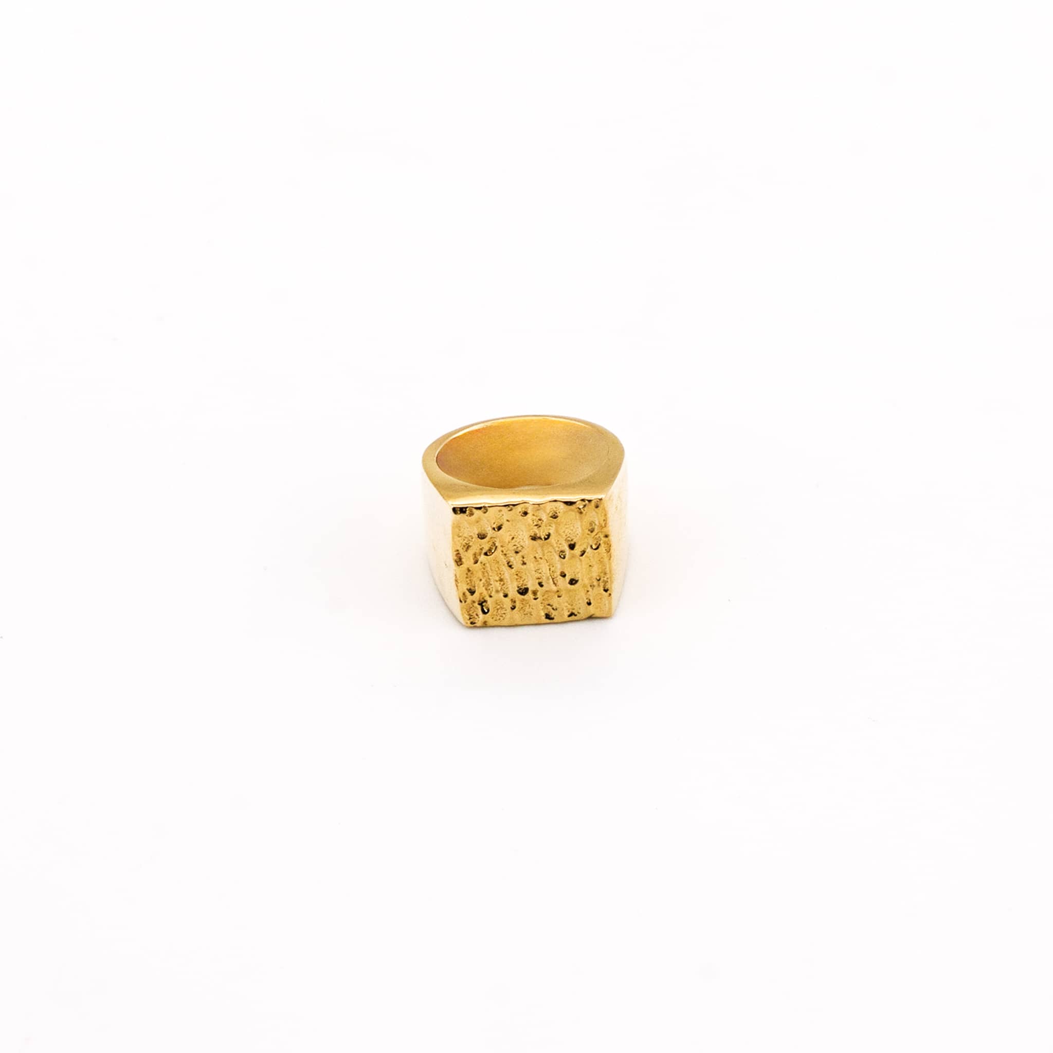 Hammered Square Signet Ring | Guna