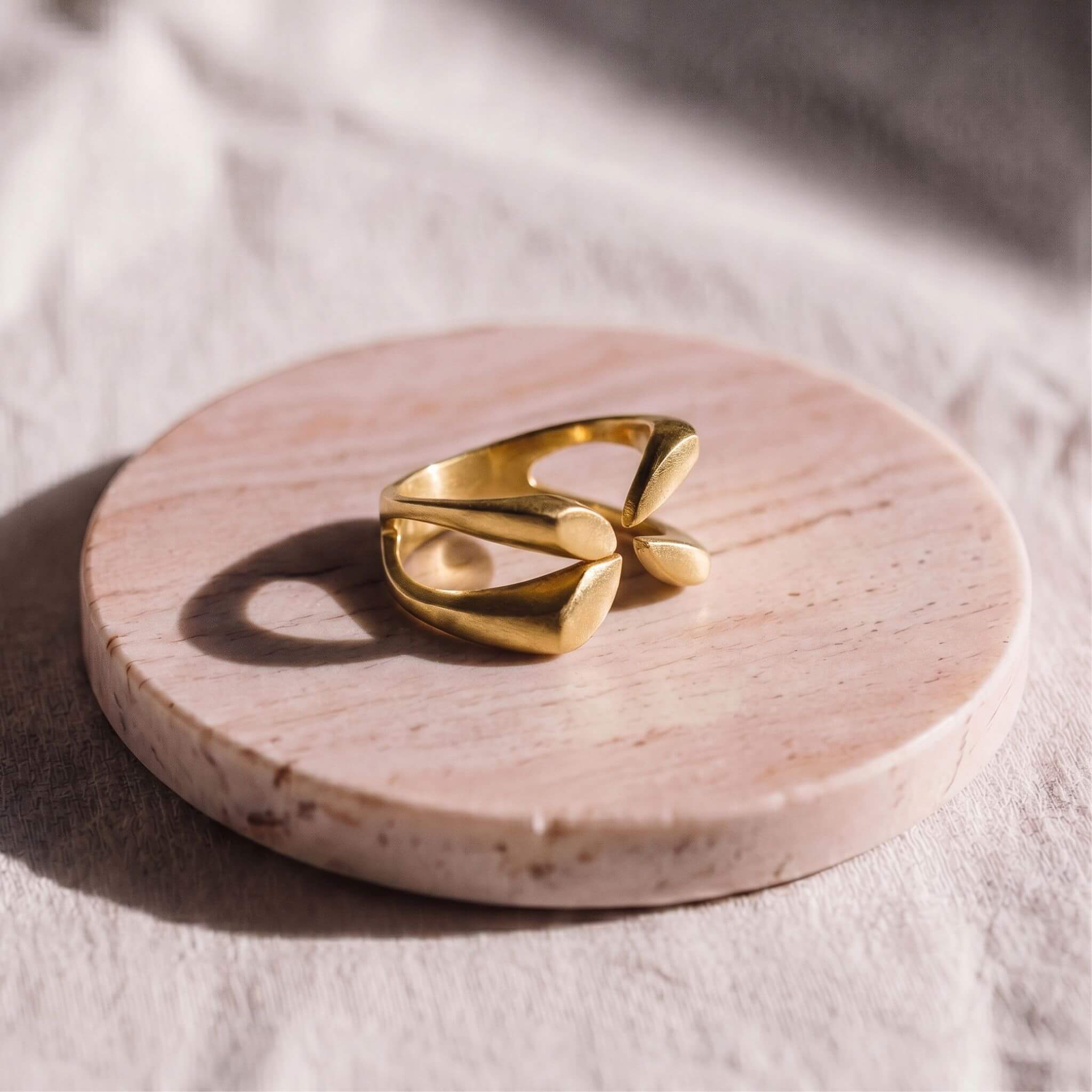 Handmade Brass Star Flower Ring | Meli Ecodunia