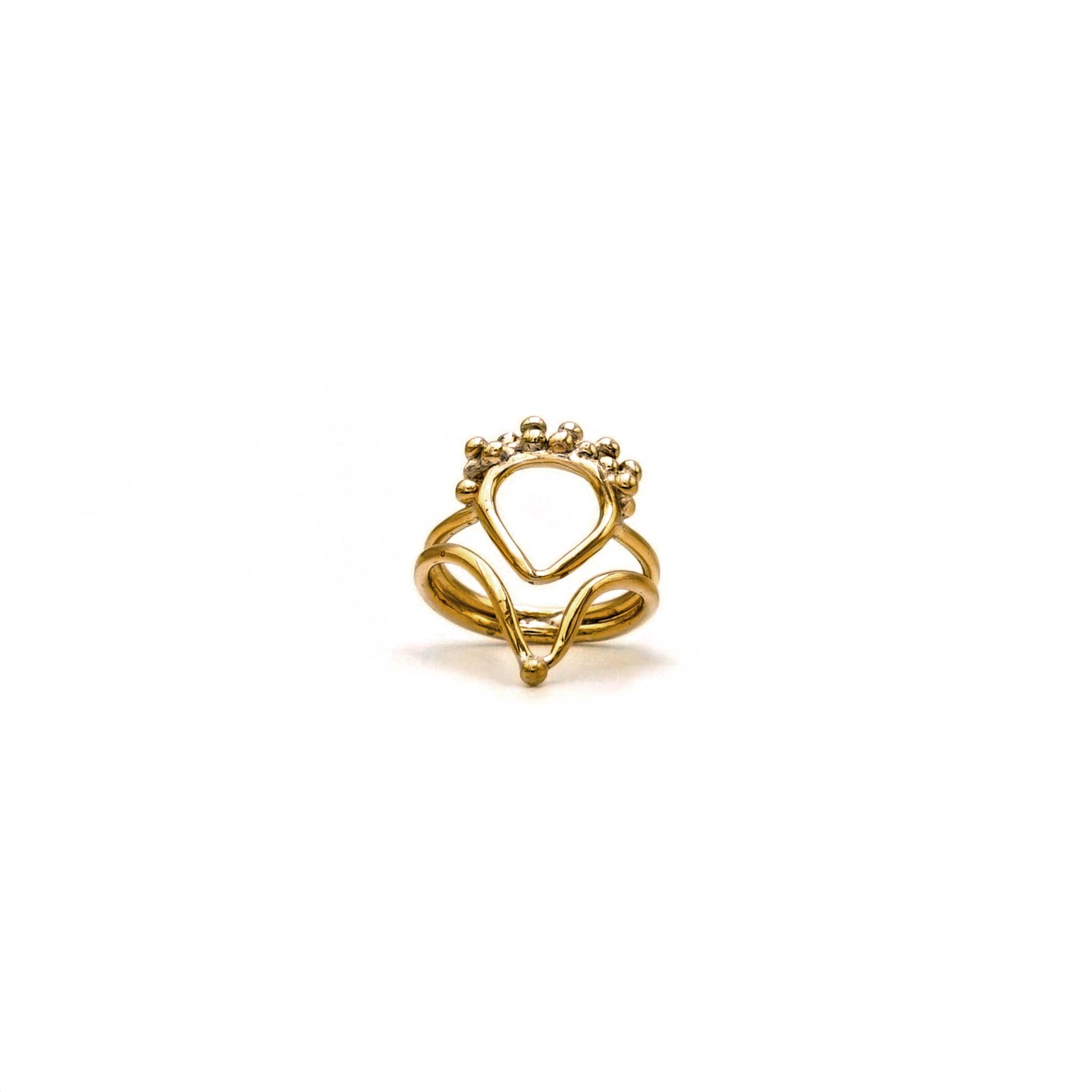 Brass Crown V-Shape Ornate Ring | Hela - Ecodunia