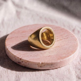 Hollow Signet Ring | Kasa
