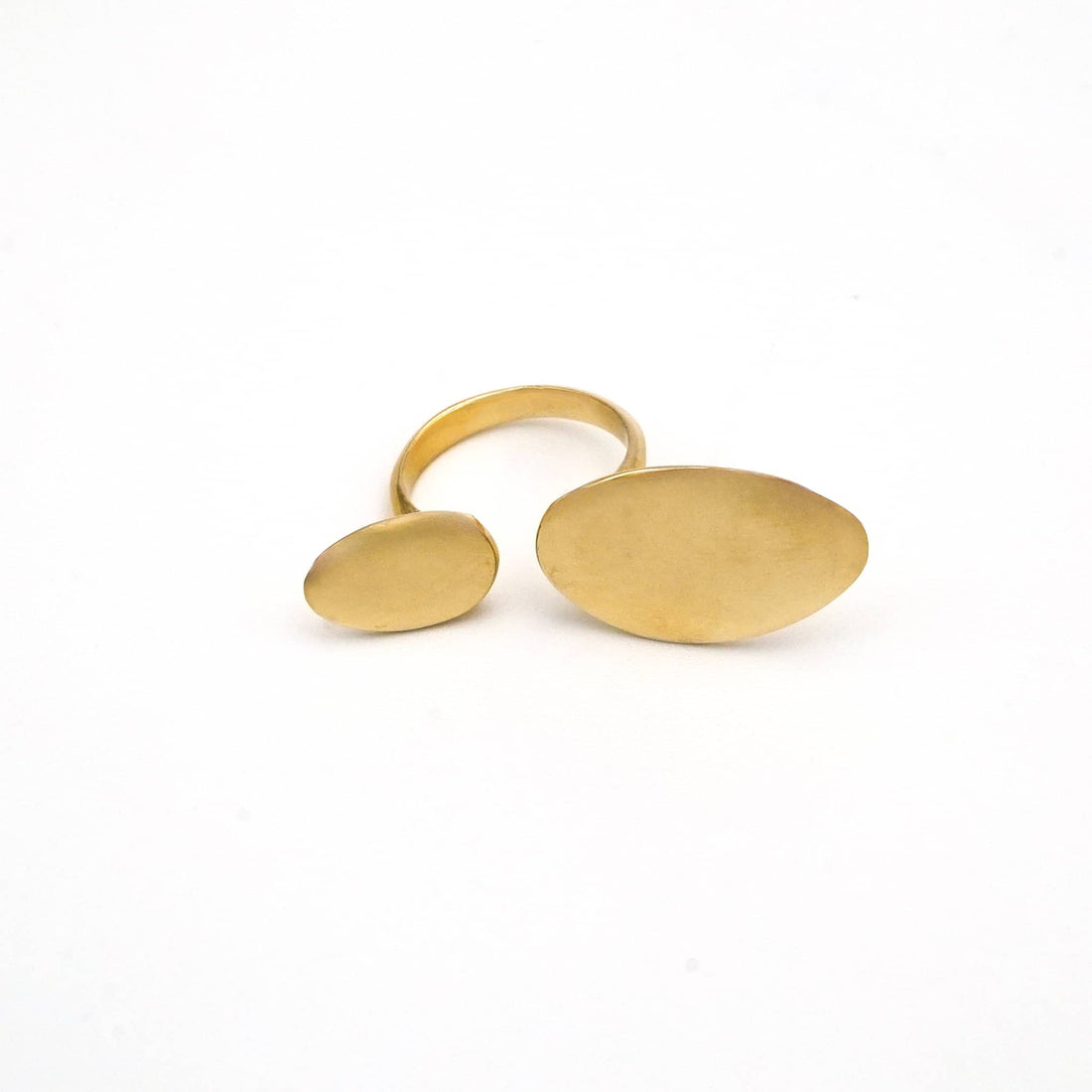 Juja Brass Adjustable Ring