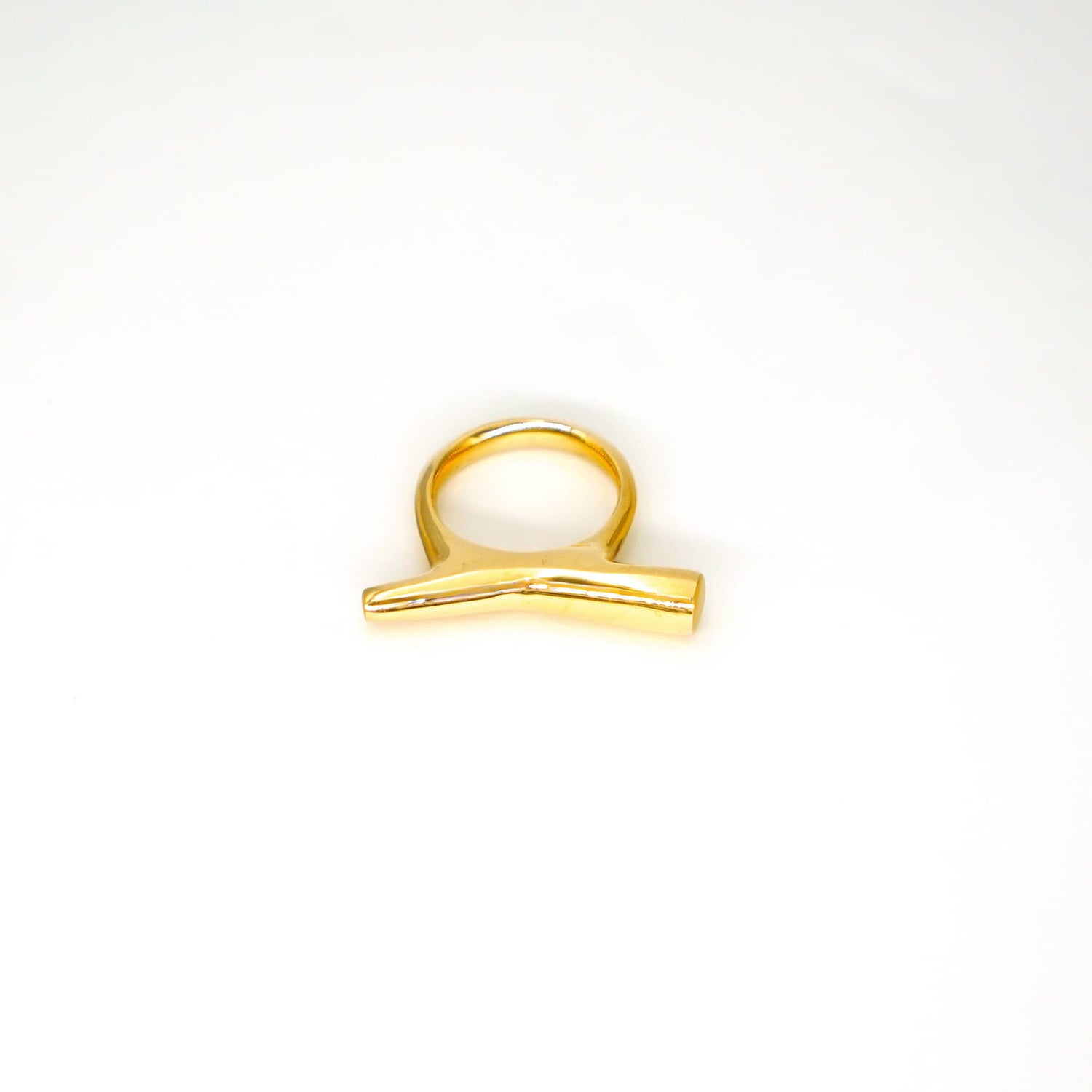 Kesho Mini Curved Bar Ring