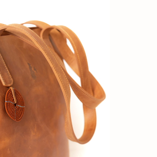 Tsavo with zipper-  Everyday Leather Tote - Tan Pull up