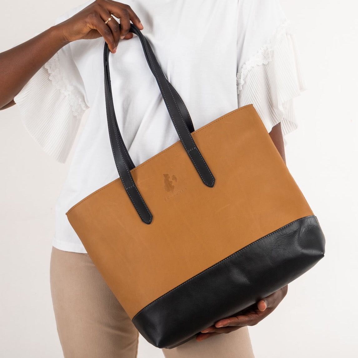 Mara Leather Bag - Tan