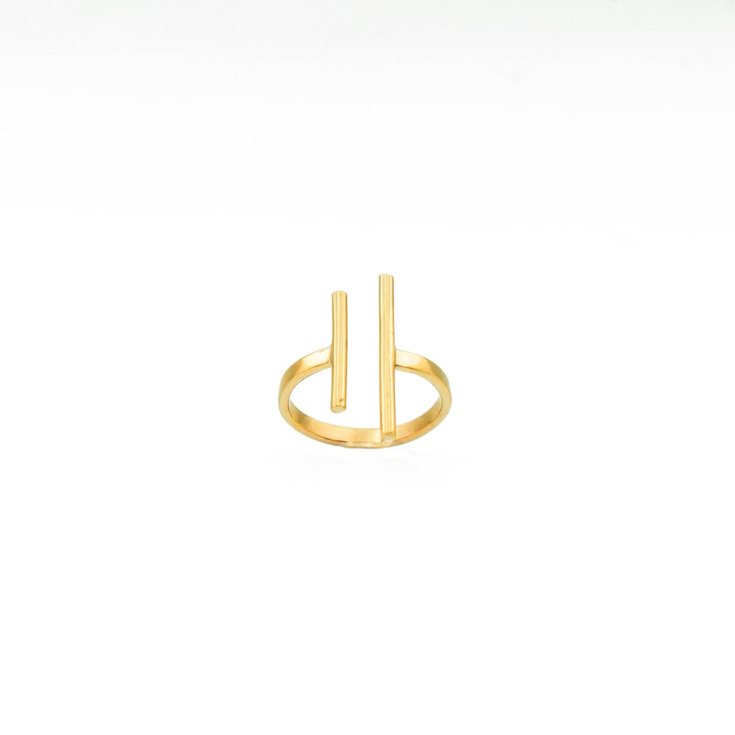 Mazu Minimalist Open Bar Ring