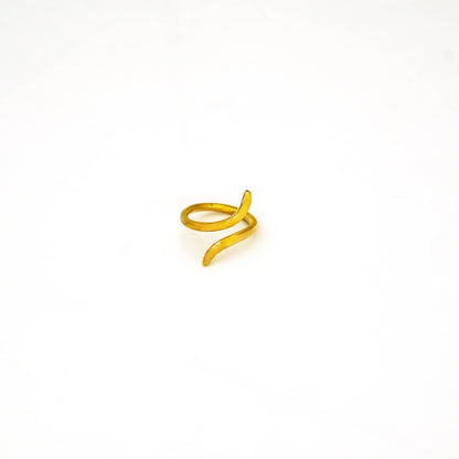 Adjustable Wrap Bypass Hammered Ring | Pera