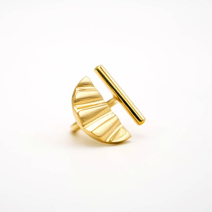 Nika Adjustable Brass Ring
