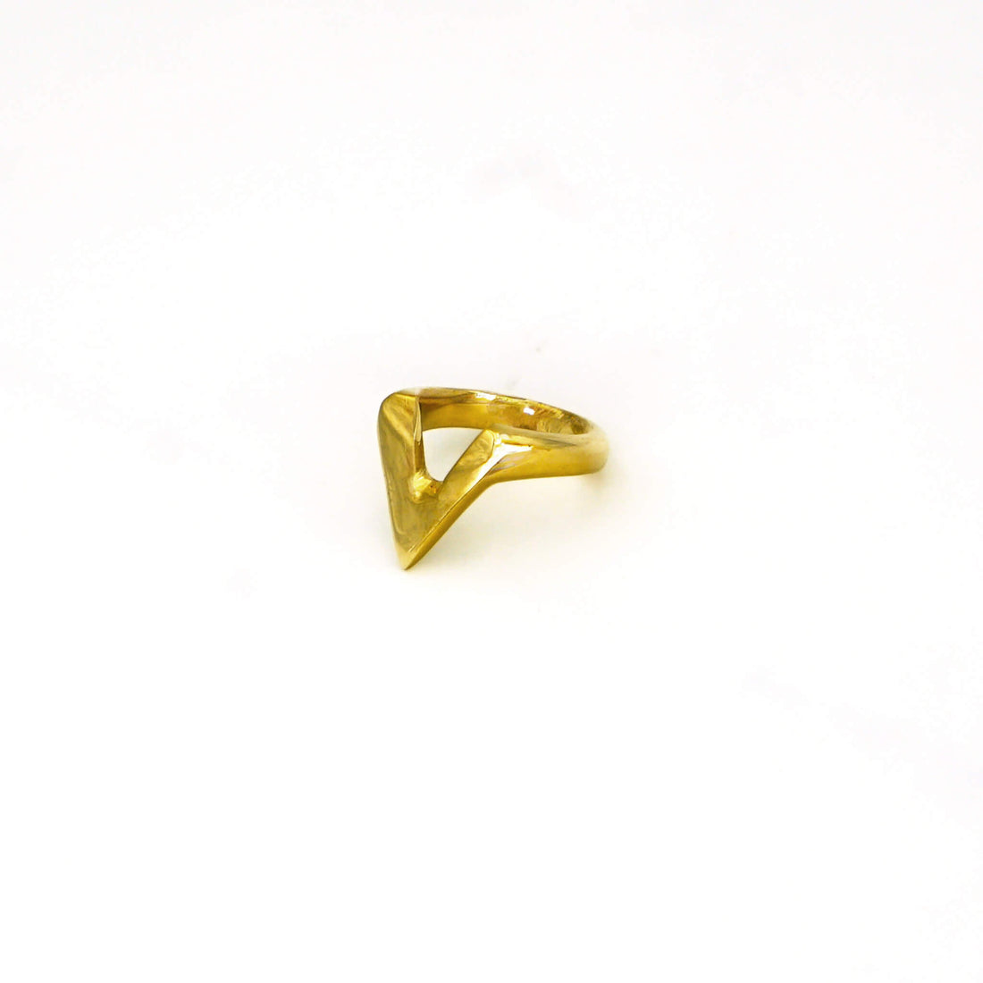 Nyeupe Brass V Initial Ring