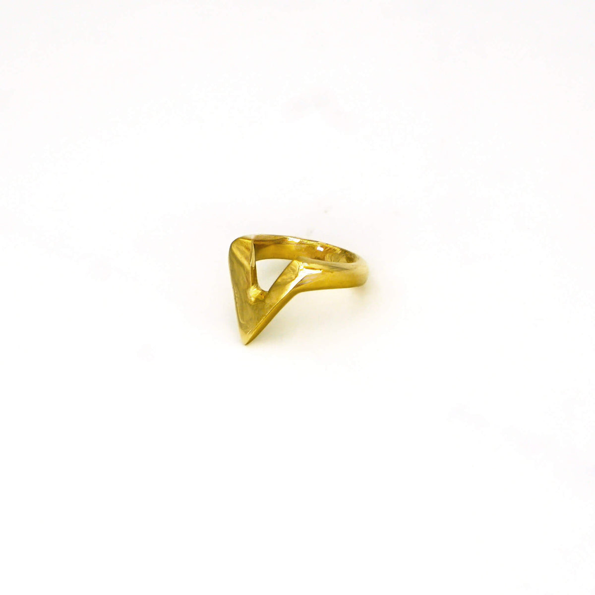 V-Shape Brass Ring for Men &amp; Women | Nyeupe