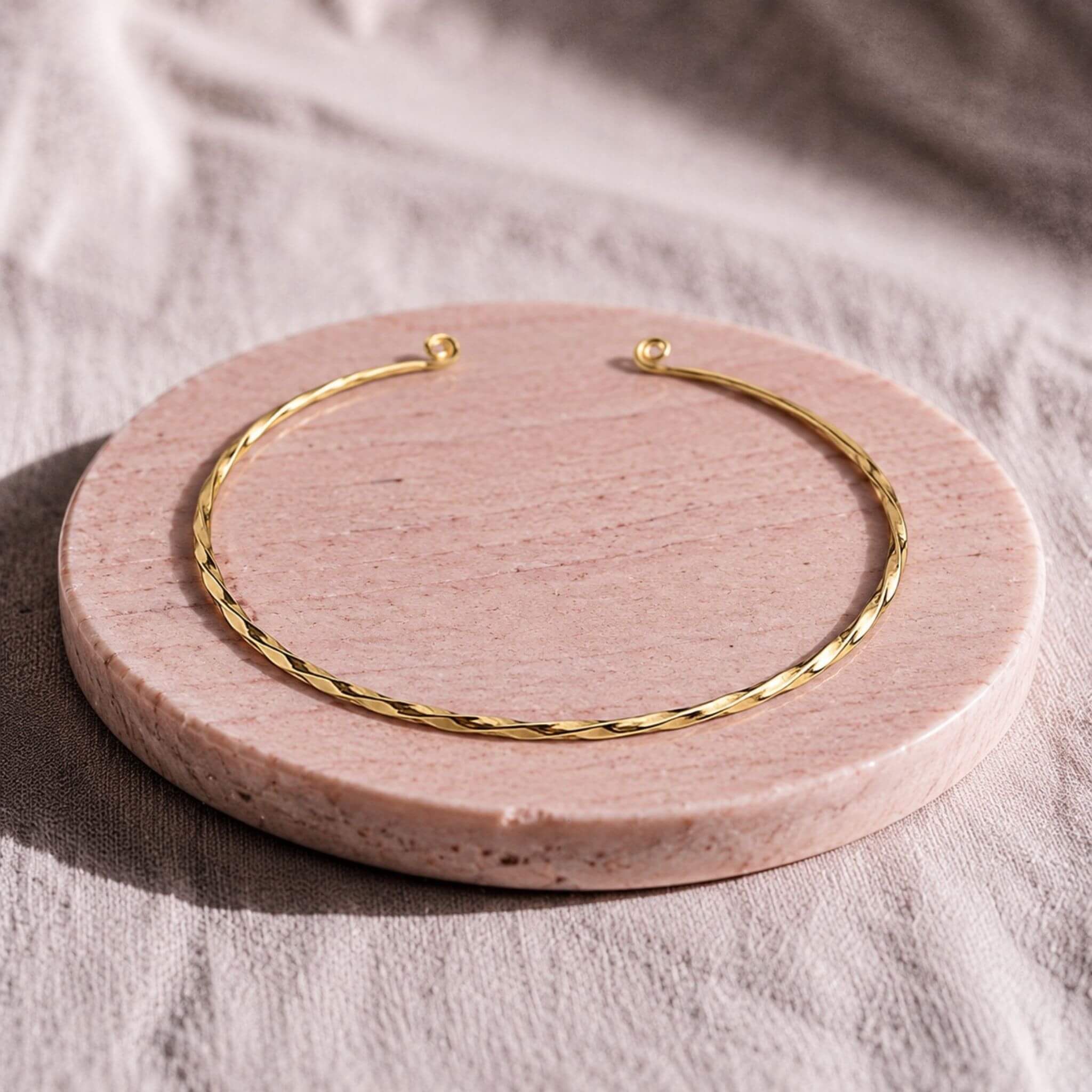 Open Collar Brass Choker Necklace for Women | Uzi - EcoDunia