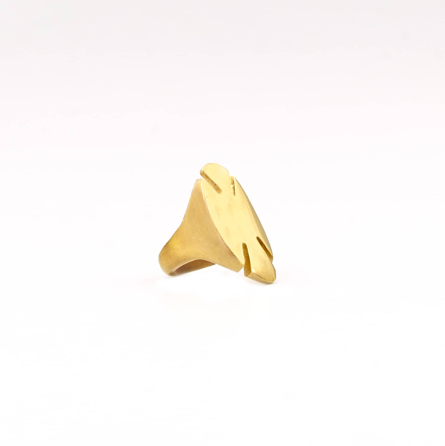 Sahara Leaf-Shaped Brass Ring for Women