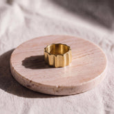 Scalloped Sun Ray Band Ring | Issa Ecodunia