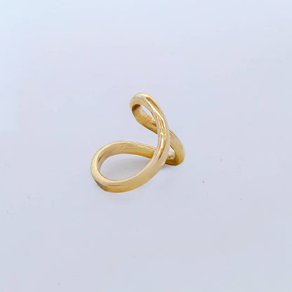 Sina minimalist initial Wave Ring