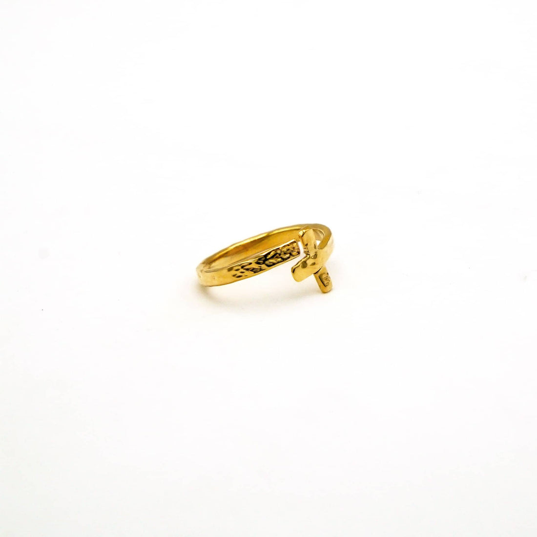 Tai Adjustable Cross Ring