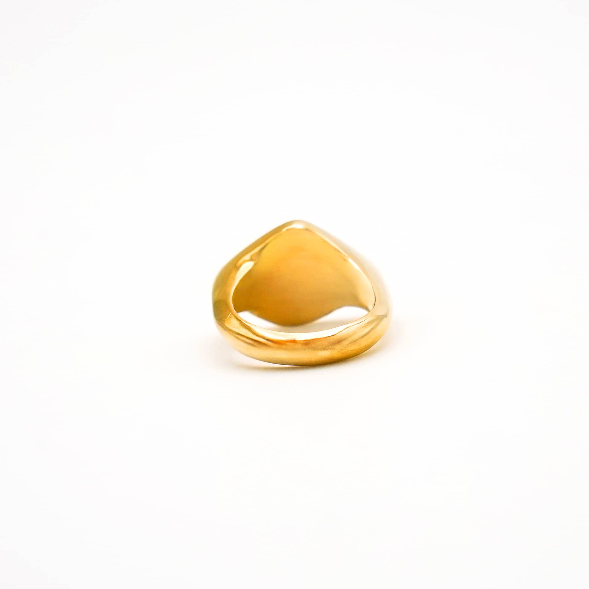 Diamond Signet Ring | Taka