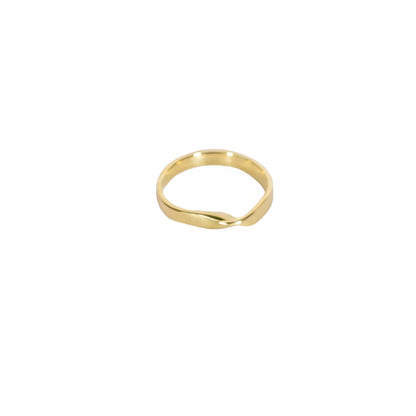 Talia Round Ring with Twist