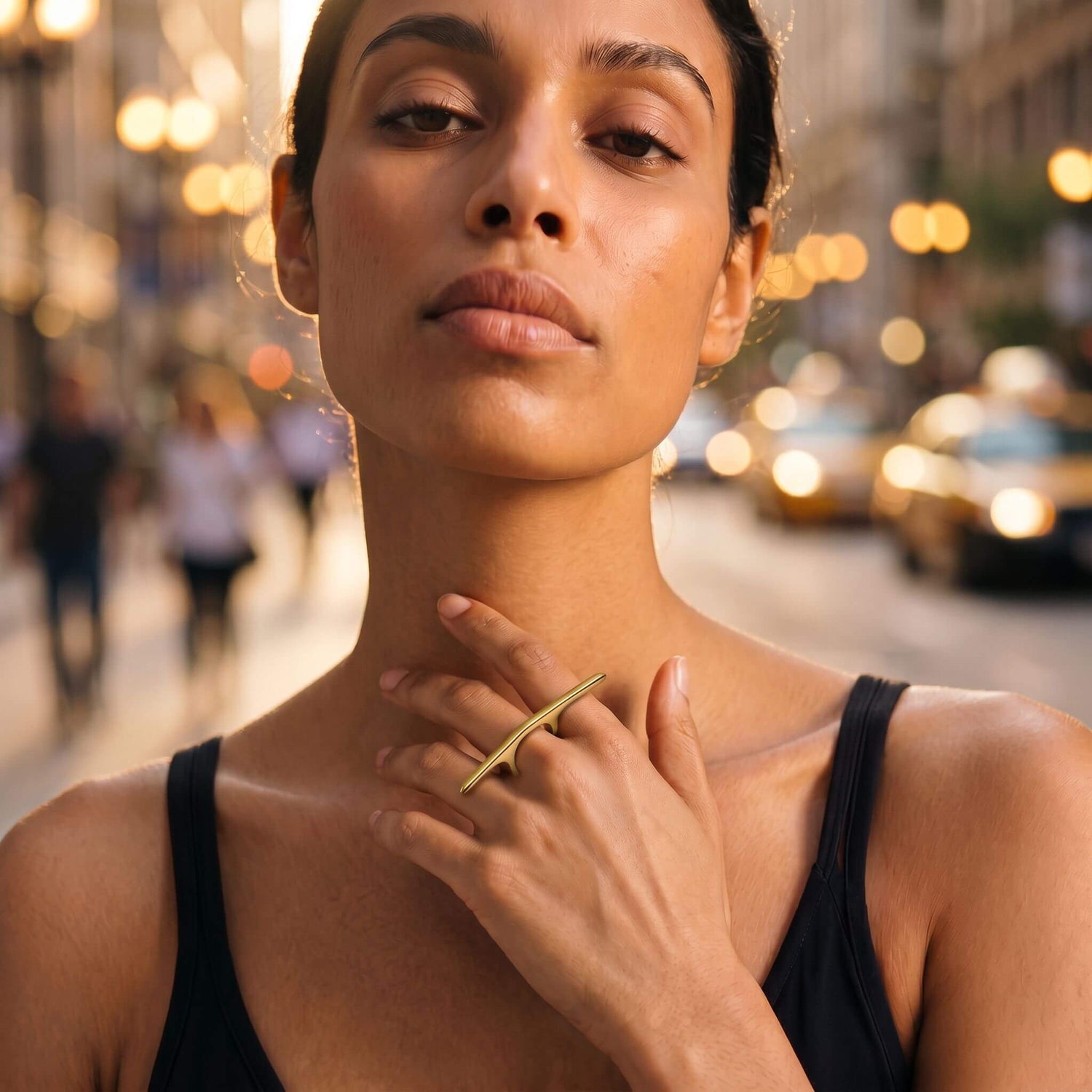 Tulia Mini Curved Bar Ring - EcoDunia
